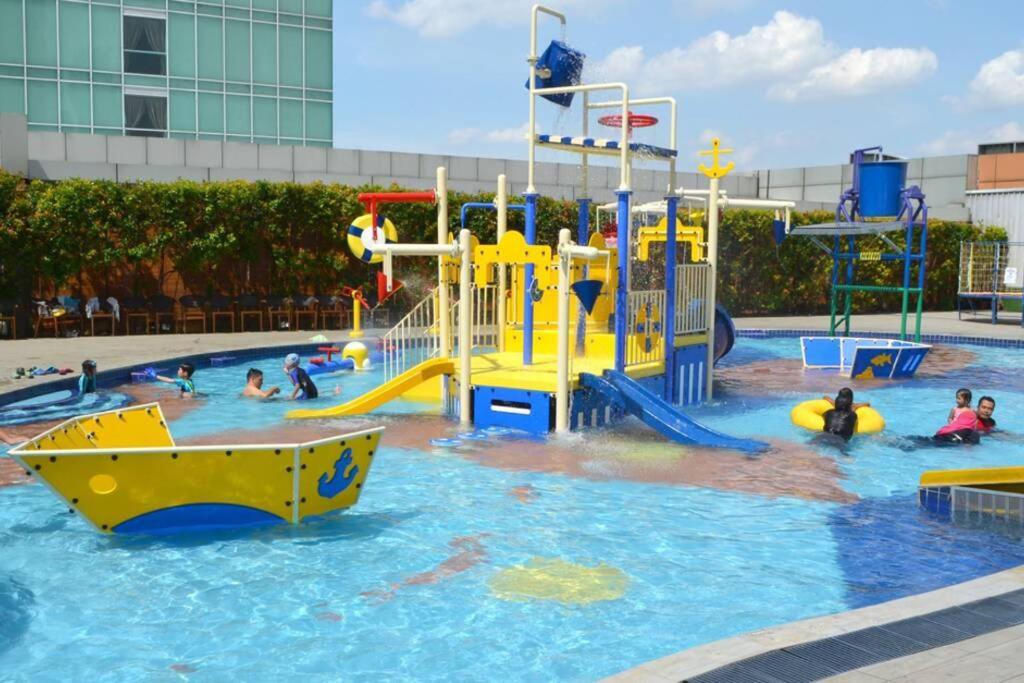 Abhome "Love Suite" #Ksl D'Esplanade #Ksl City Mall #Water Theme Park #Jb جوهر بهرو المظهر الخارجي الصورة